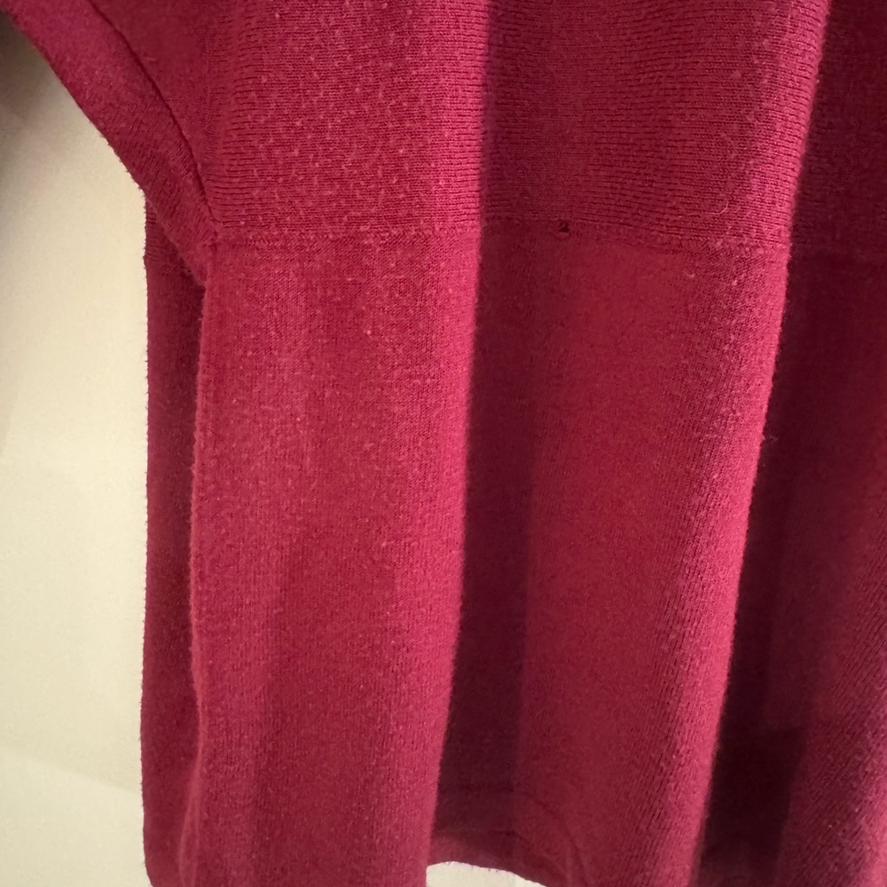 Le Chateau Deep Red Knit Top - Picture 2 of 7
